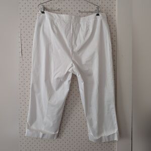 Coldwater Creek XL Natural Fit White Cropped Pants Hemmed Capri Bottoms Summer